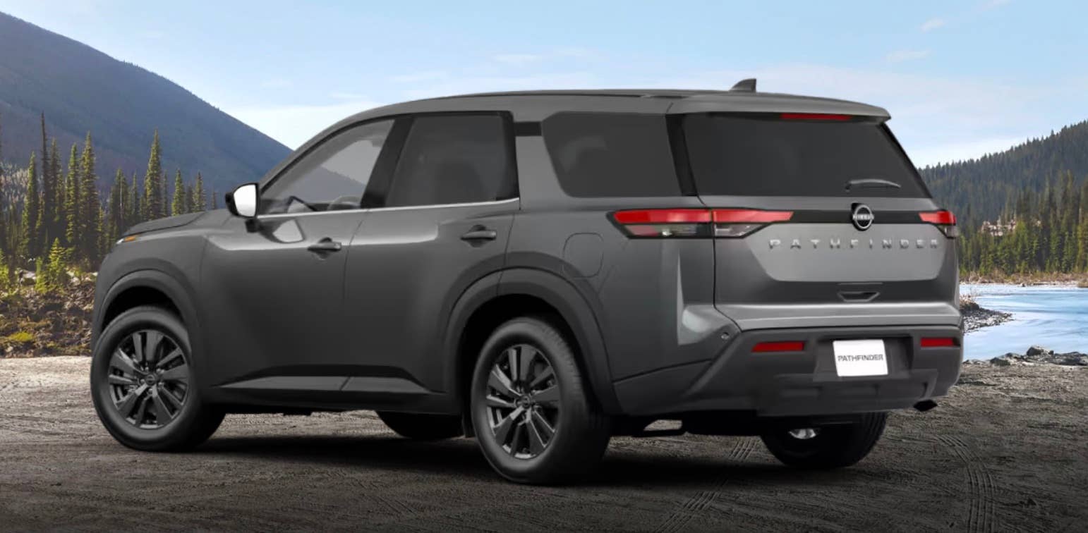 2025 Nissan Pathfinder S
