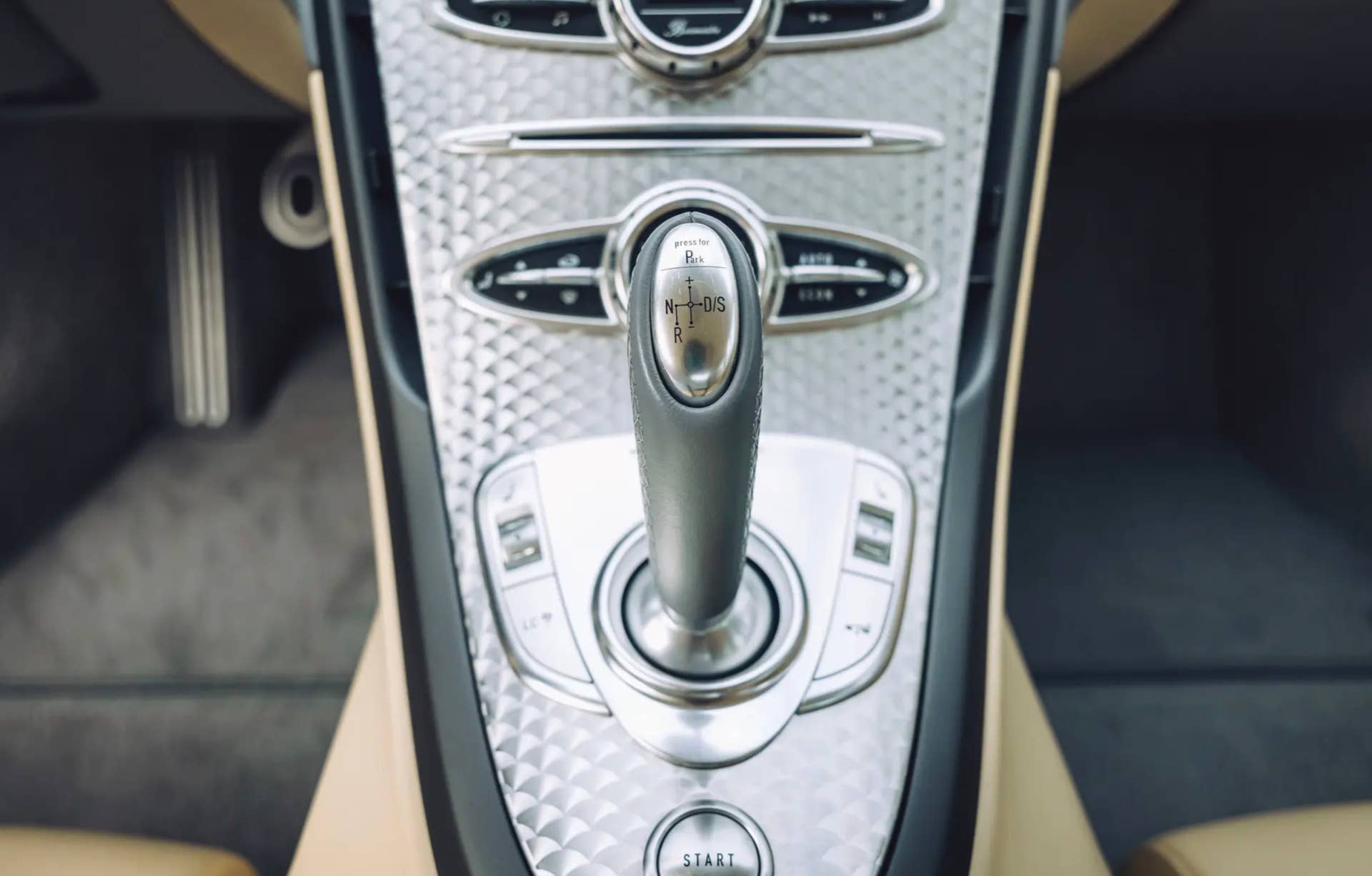 2008 Bugatti Veyron 16.4 Pur Sang