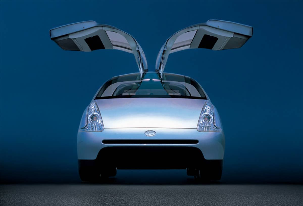 Daihatsu-UFE-II-Concept front open doors