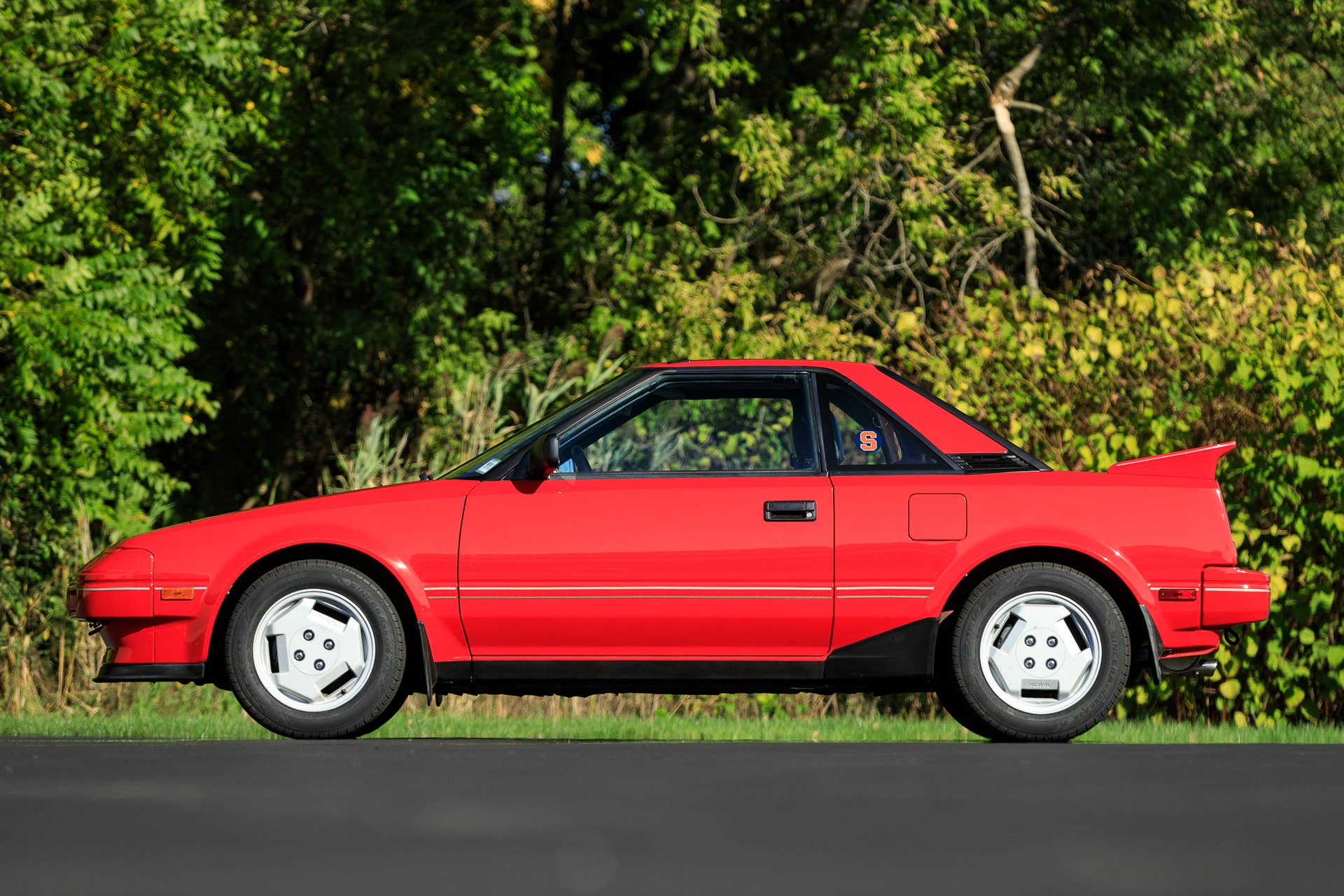1986 Toyota MR2 For Sale With 43,000 Miles Is a Perfectly