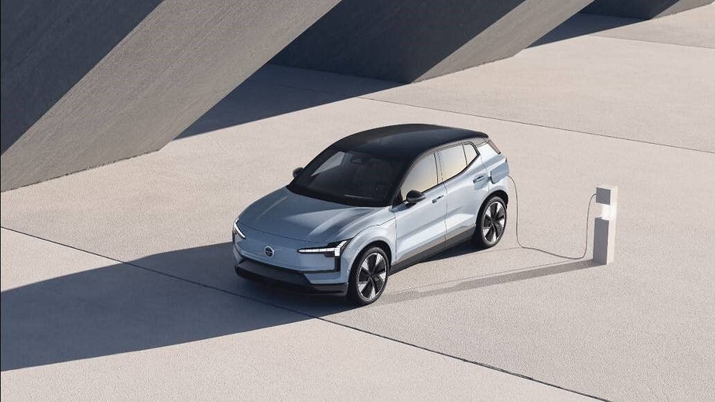 volvo-cars-launches-free-charging-initiative.jpg?profile=rss&x=50&y=50