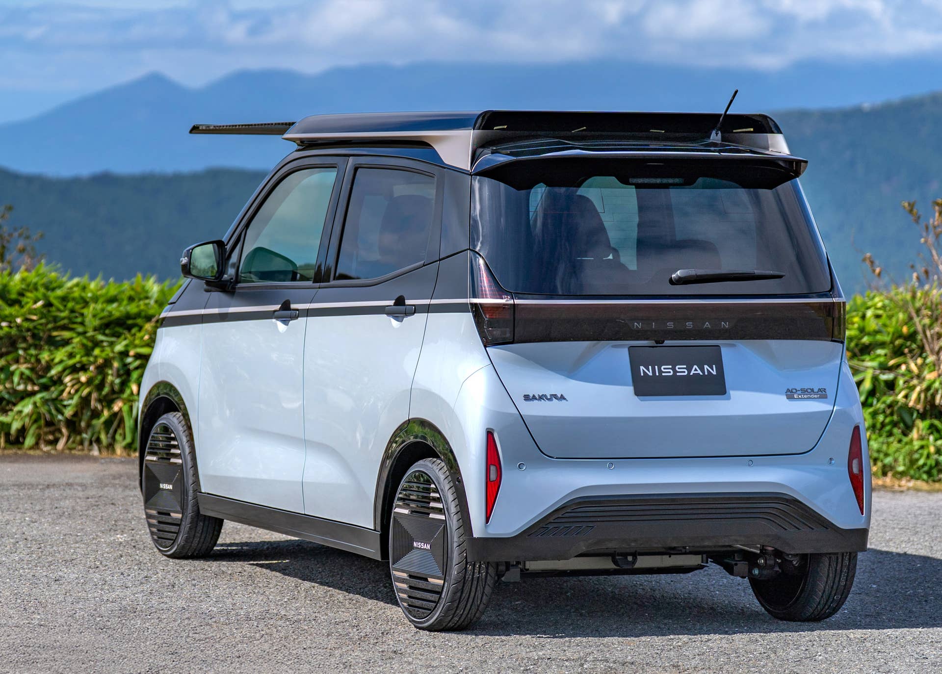 Nissan Sakura EV Solar Power rear quarter roof extended