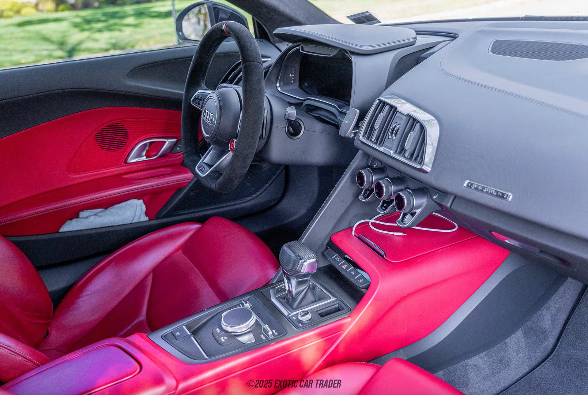 2020 Audi R8 5.2 Quattro V10 For Sale With 17,701 Miles - Autoblog