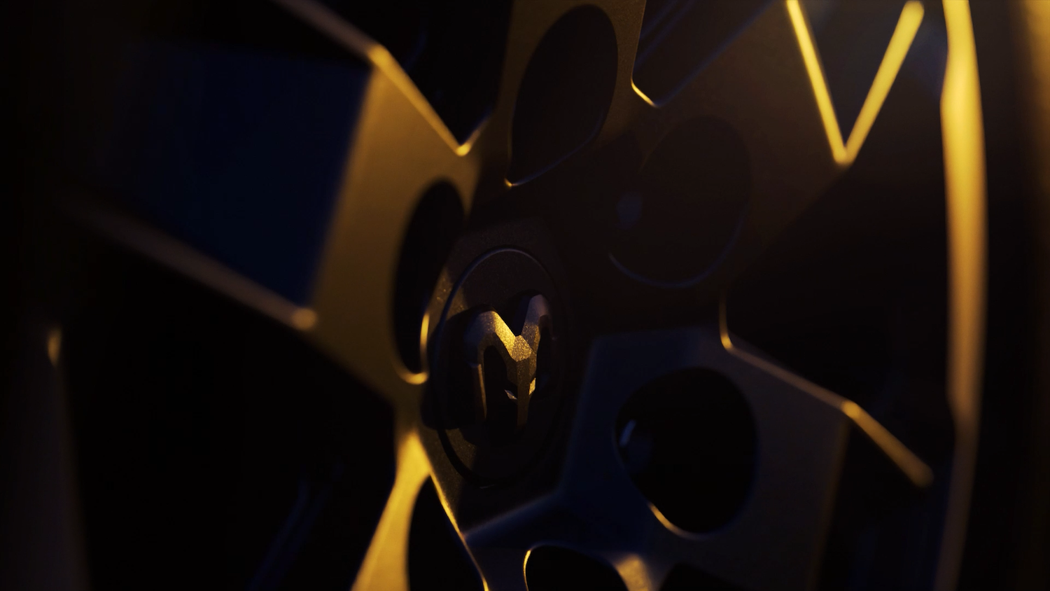 Ram Dakota South America teaser wheels