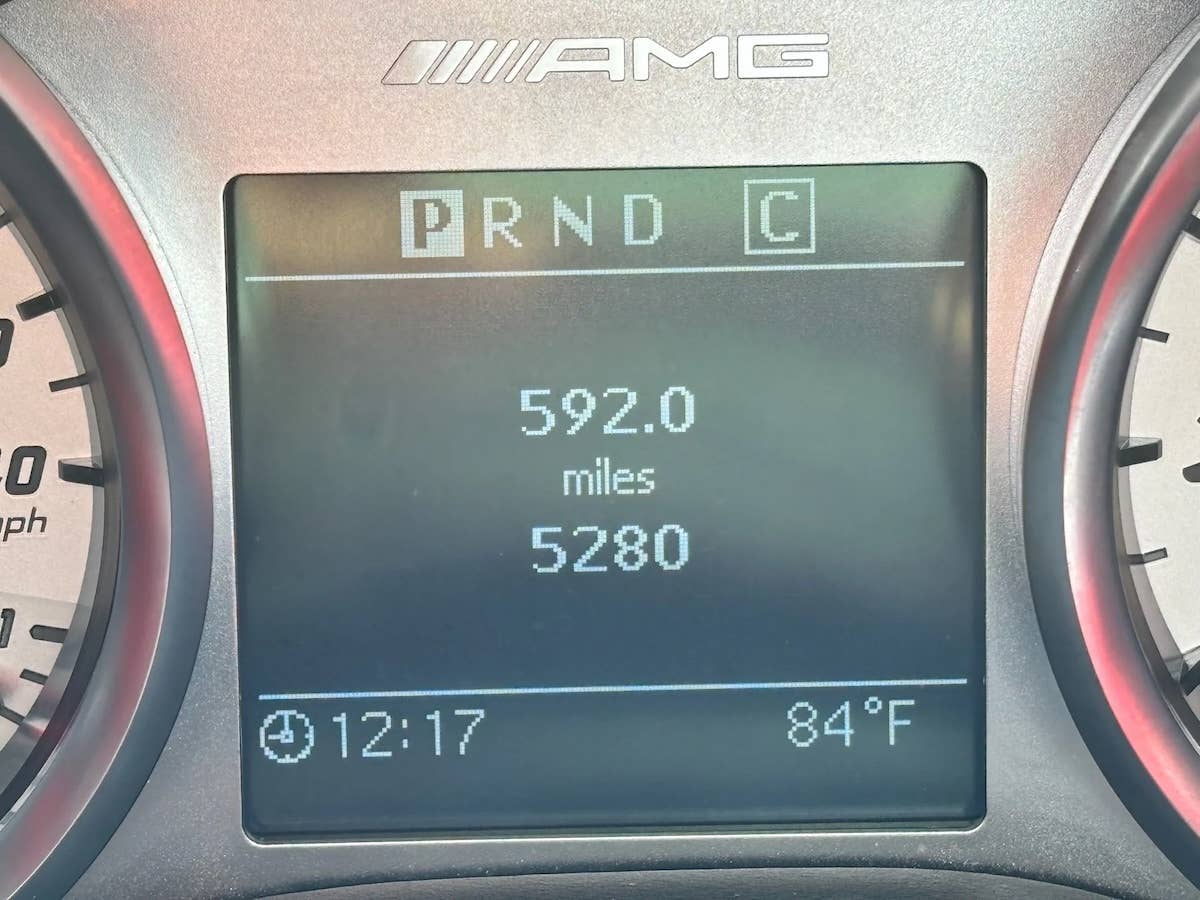 Mercedes SLS AMG Gullwing For Sale odometer