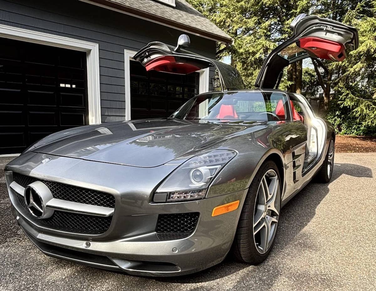Mercedes SLS AMG Gullwing For Sale front quarter doors open