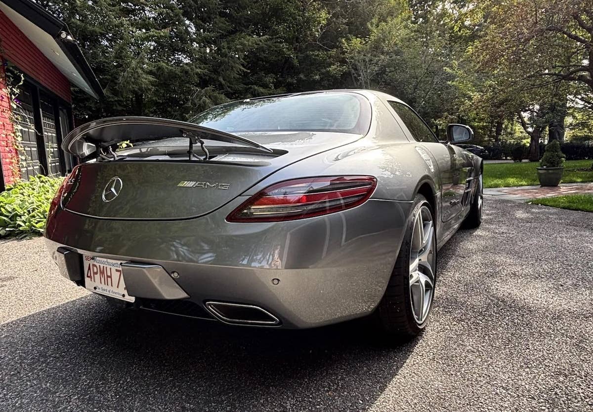 Mercedes SLS AMG Gullwing For Sale rear quarter