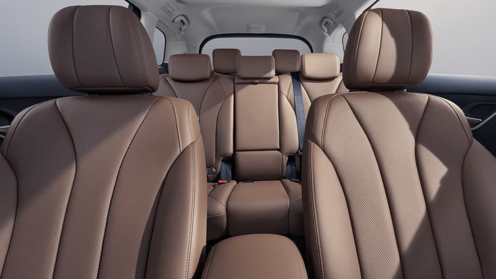 BYD eMAX 7 Center Console
