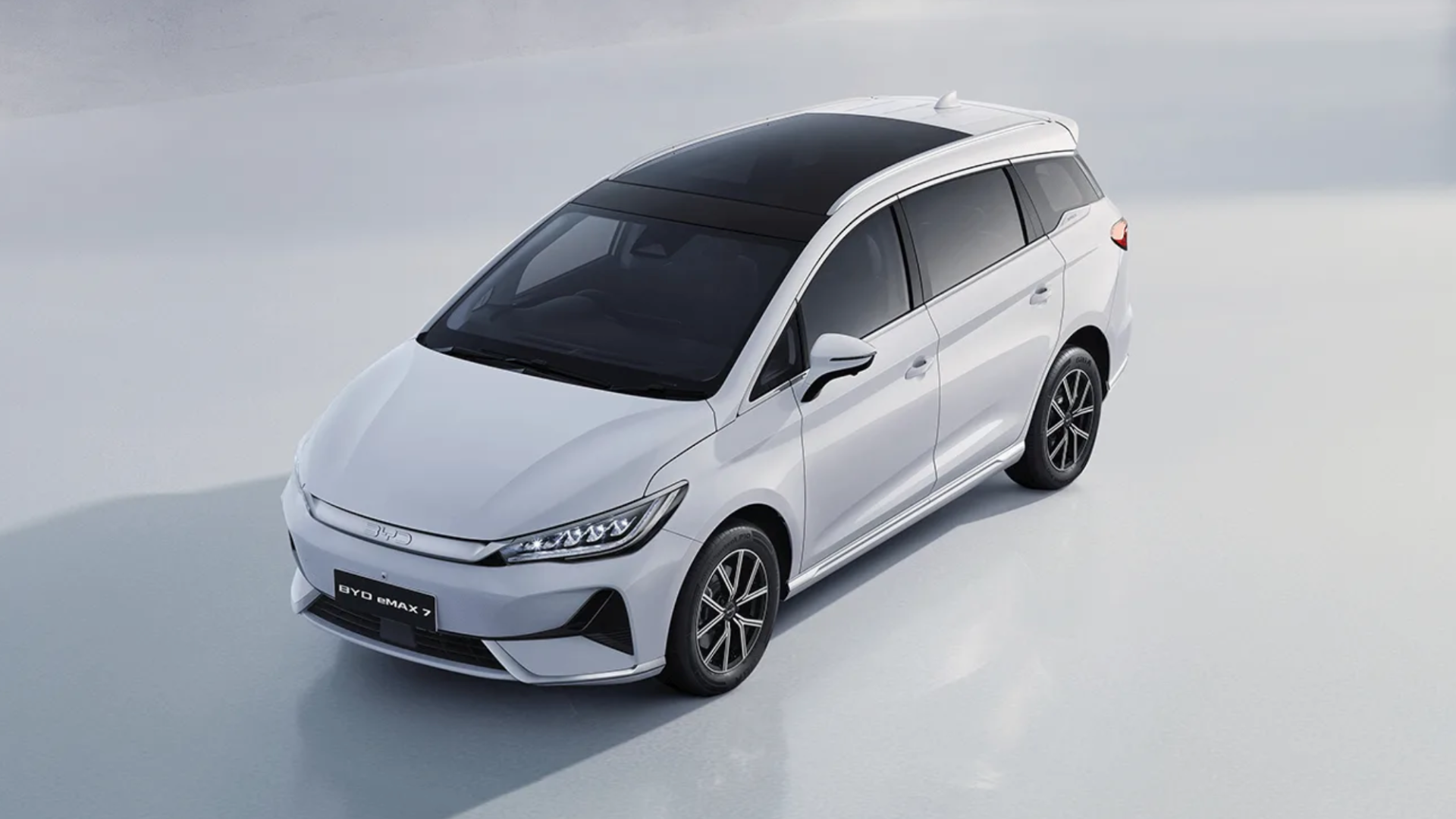 BYD eMAX 7 Top profile
