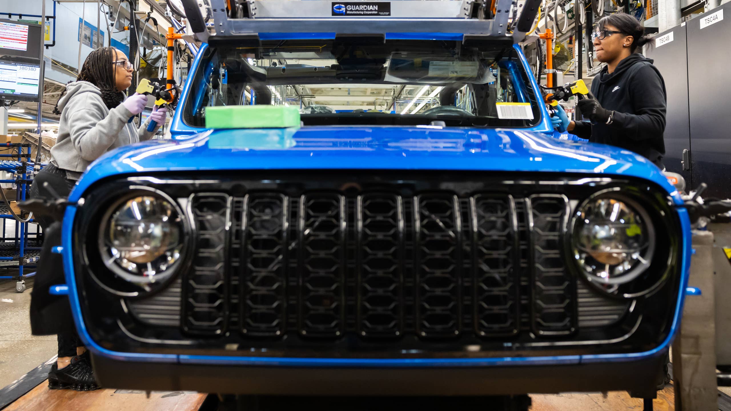 Jeep Wrangler and Gladiator Plant Evacuated Due to Nearby Chemical ...