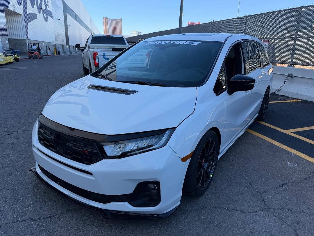 Platinum White One-Off Honda Odyssey Type R Built For SEMA 2025