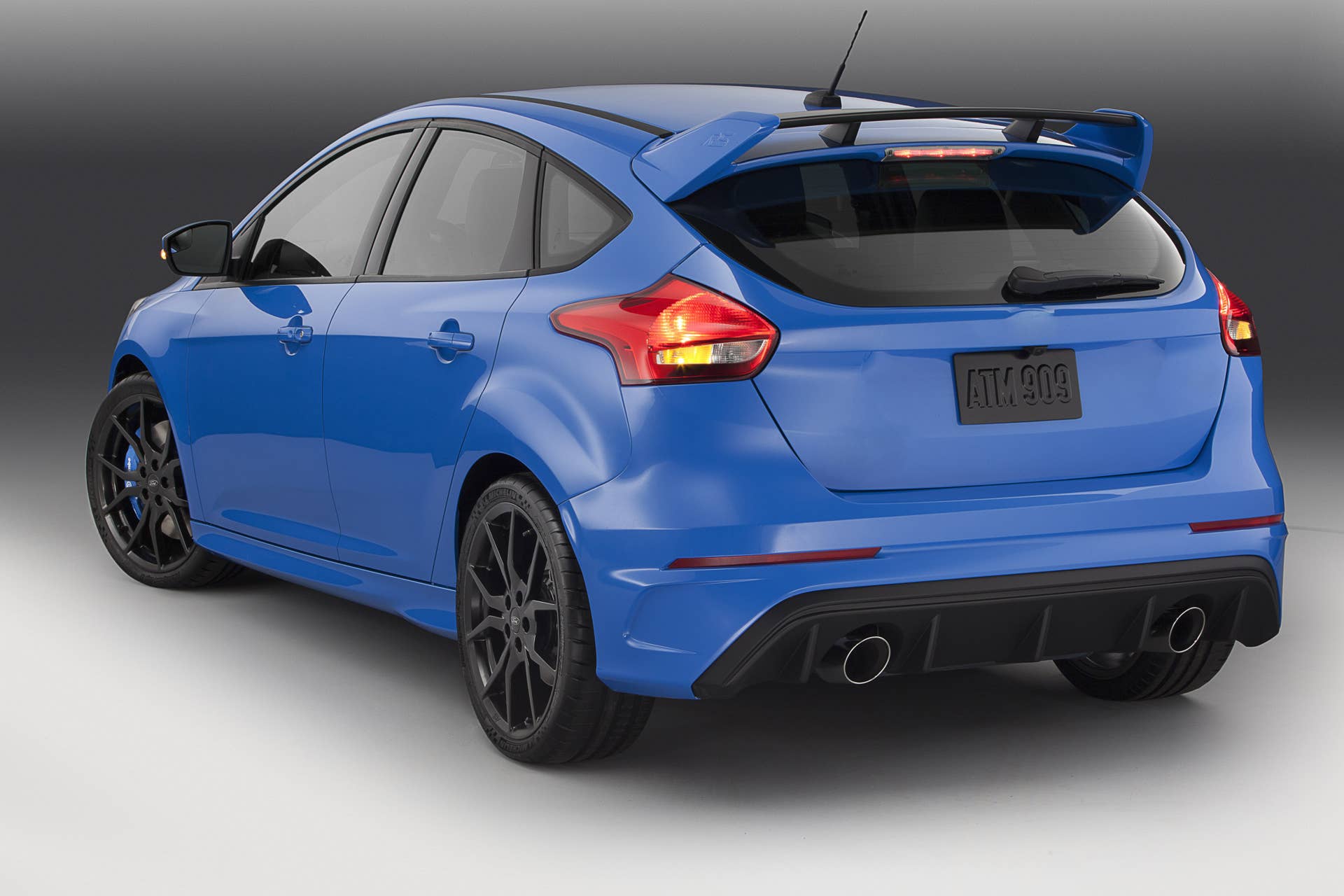 All-New Focus RS (US specification) to Make U.S. Debut in New York With Exclusive New Signature Colour

