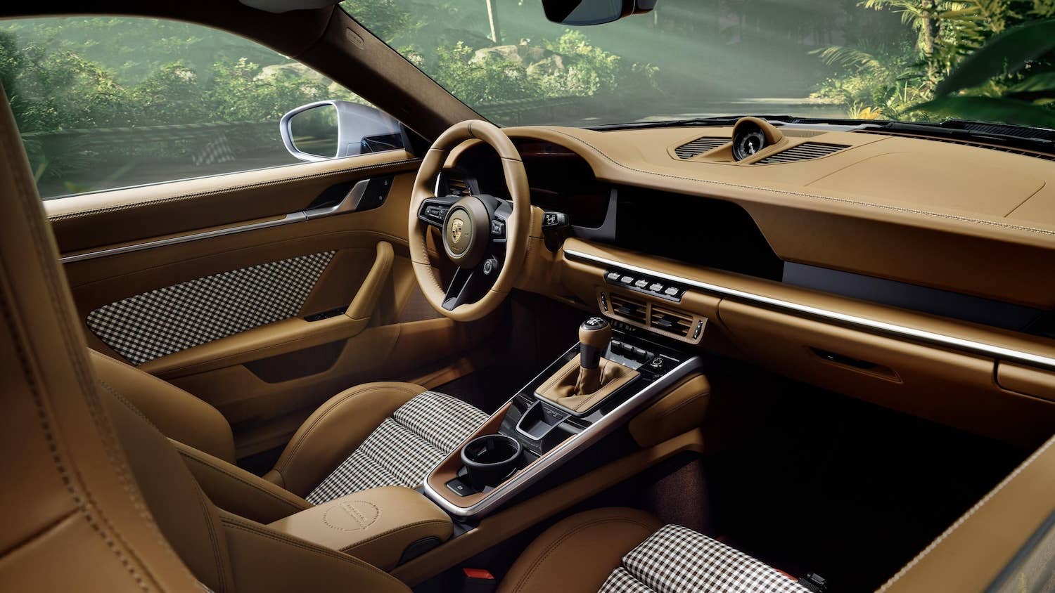911 GT3 “Ocelot” interior