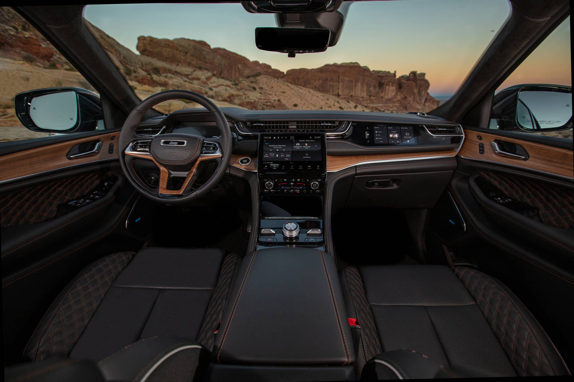 2025 Jeep Grand Cherokee Summit Reserve
