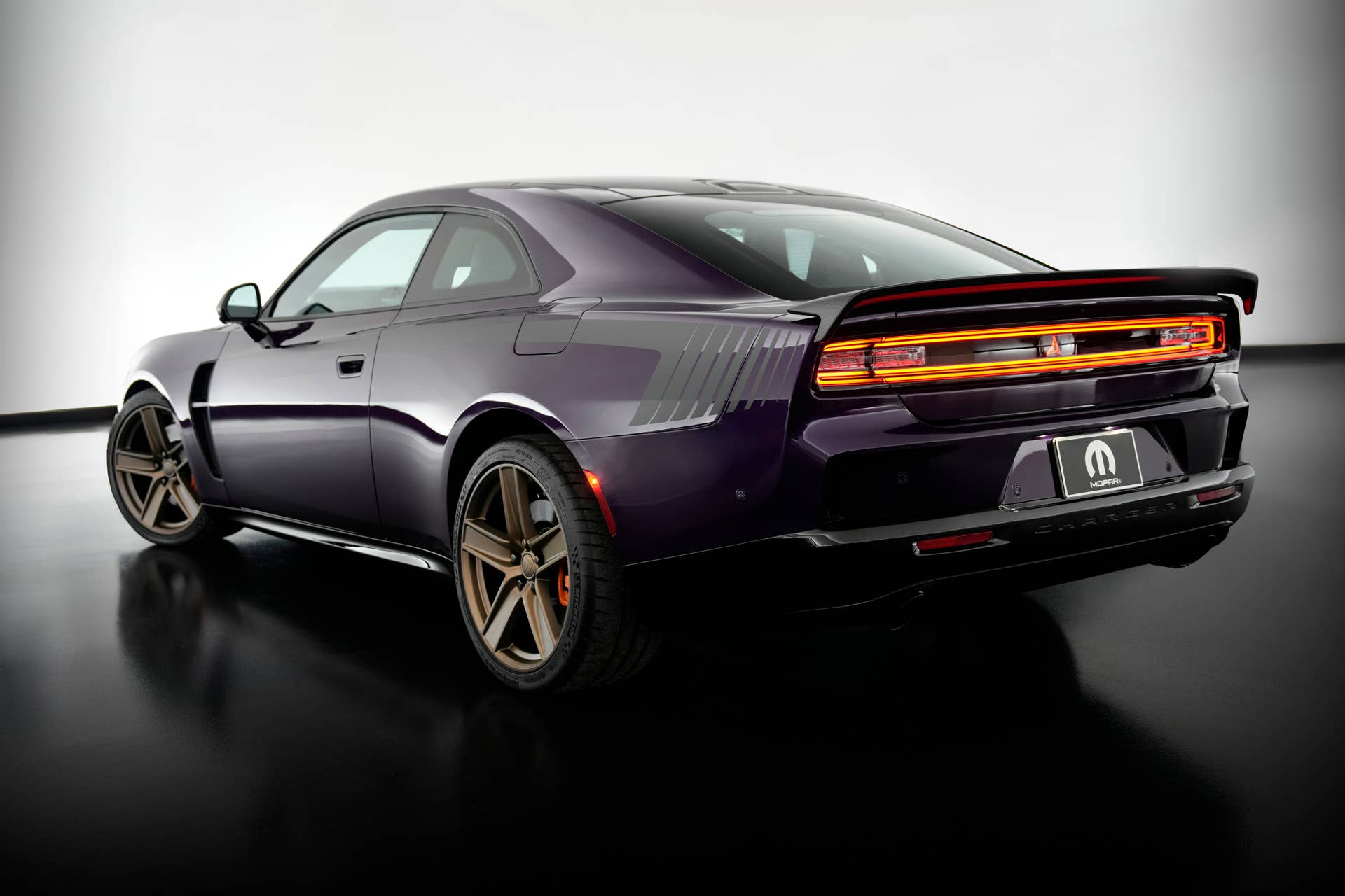 Moparized Dodge SIXPACK Charger Concept