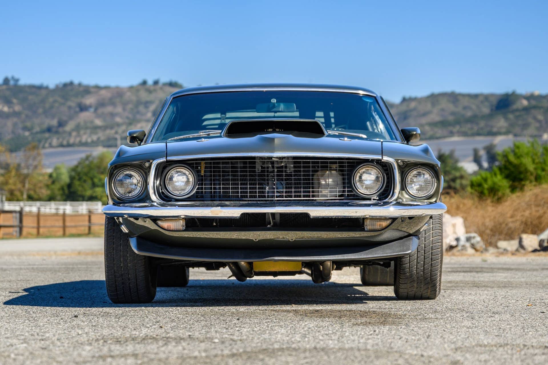 This Vintage Ford Mustang Packs 1,000+ HP, But is It Worth