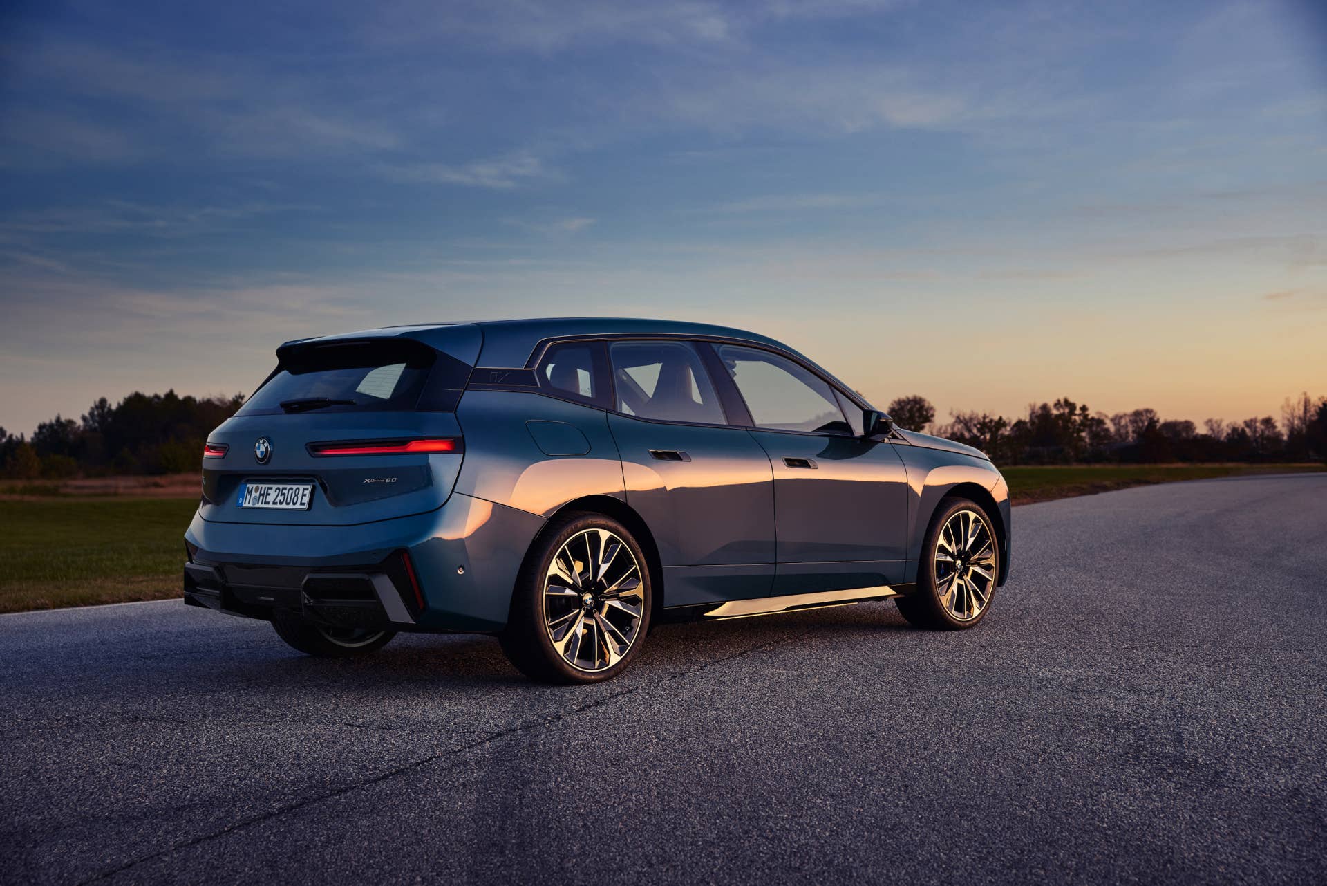 2026 BMW iX