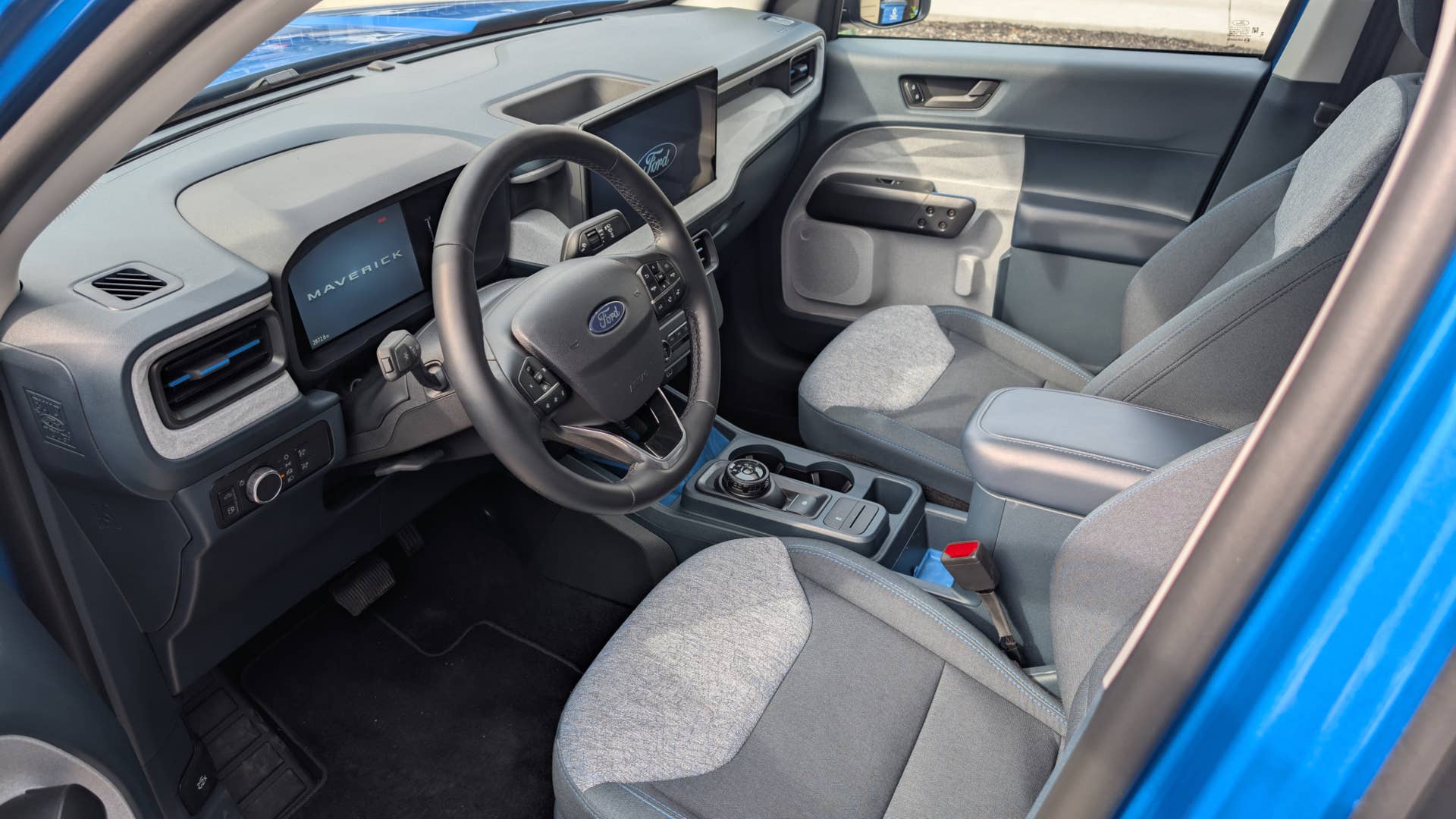 The front seats of the 2025 Ford Maverick XLT AWD Hybrid