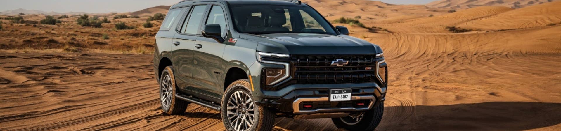 Chevrolet Tahoe front 3/4 desert