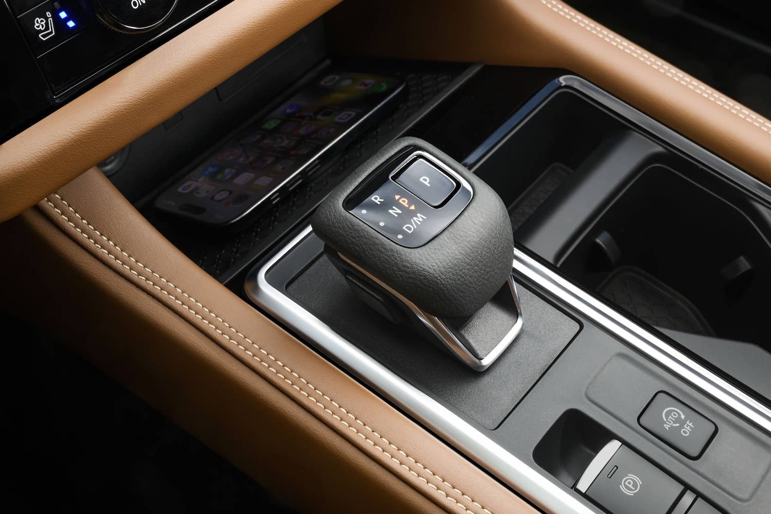2026 Nissan Pathfinder gear selector