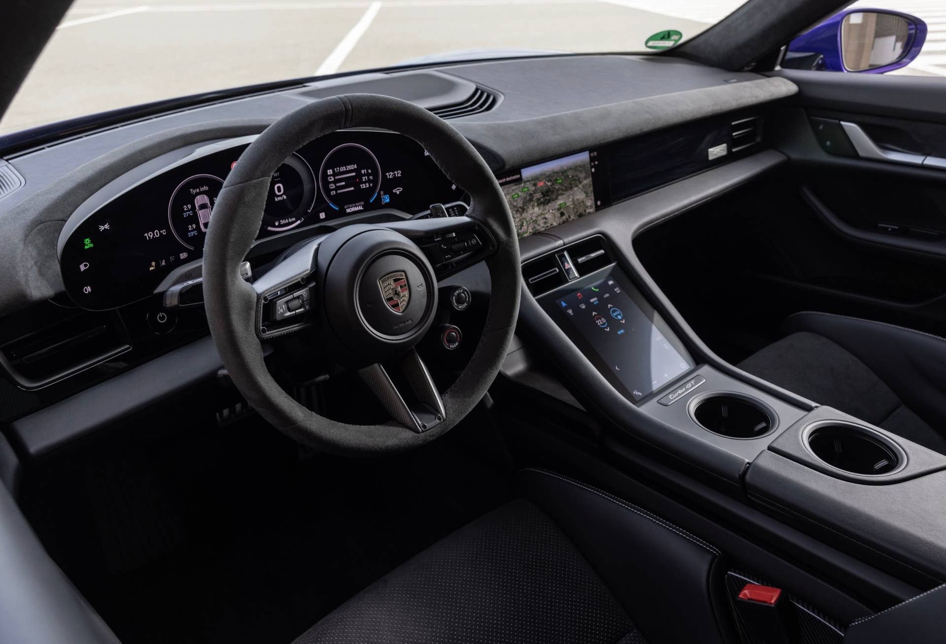 2025 Porsche Taycan Turbo GT
