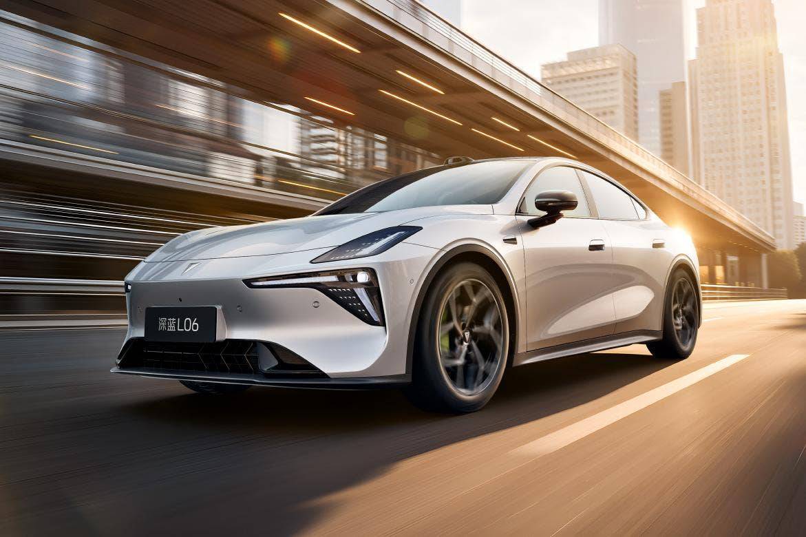 This New Chinese EV Has the Same Suspension Tech Used in Ferraris