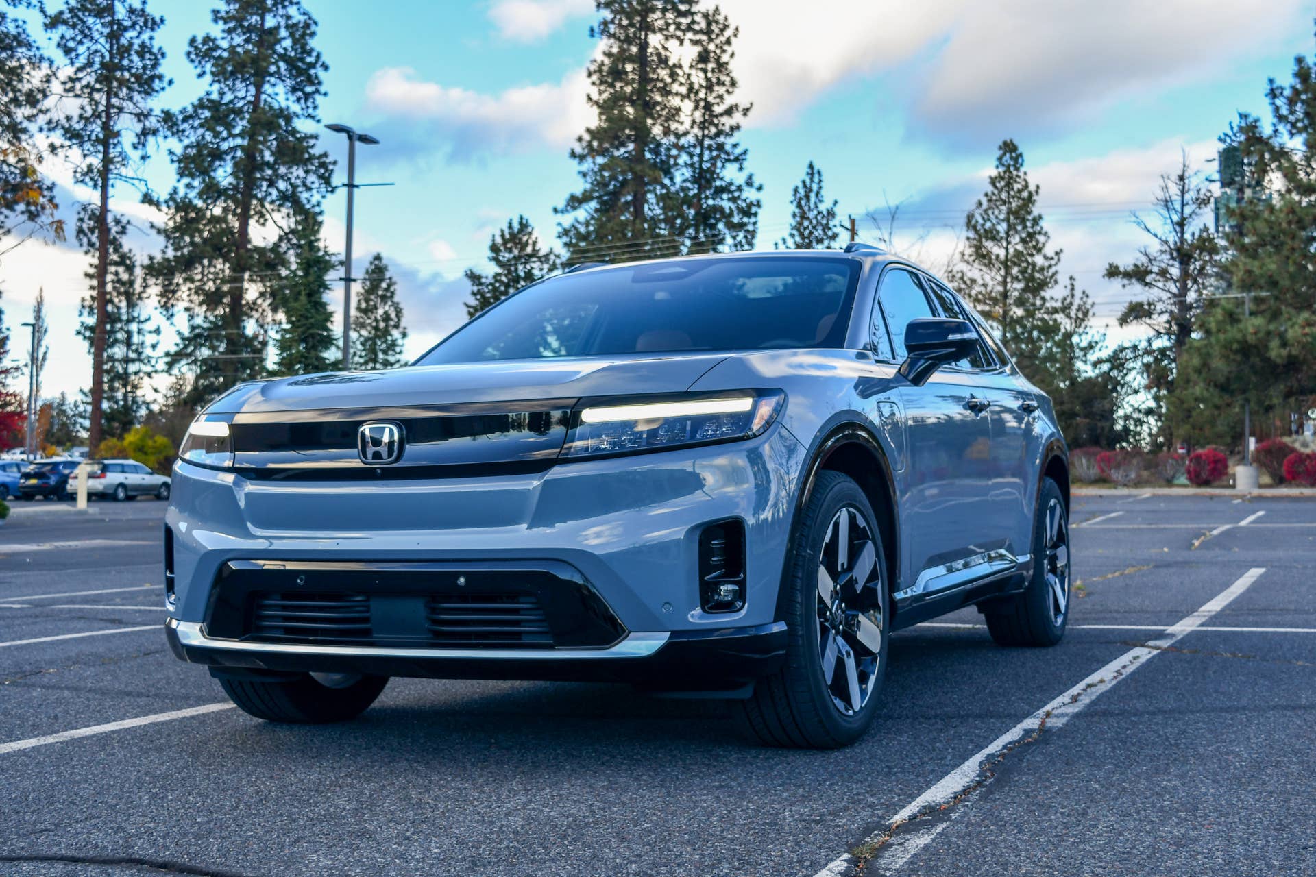 The front end of the 2025 Honda Prologue Elite AWD