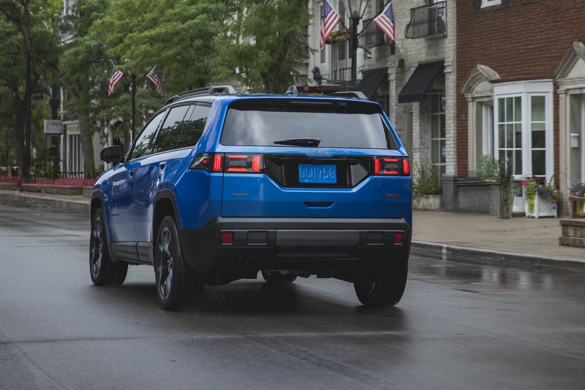 New Jeep Cherokee Hybrid Could Use Toyota Hybrid Tech - Autoblog