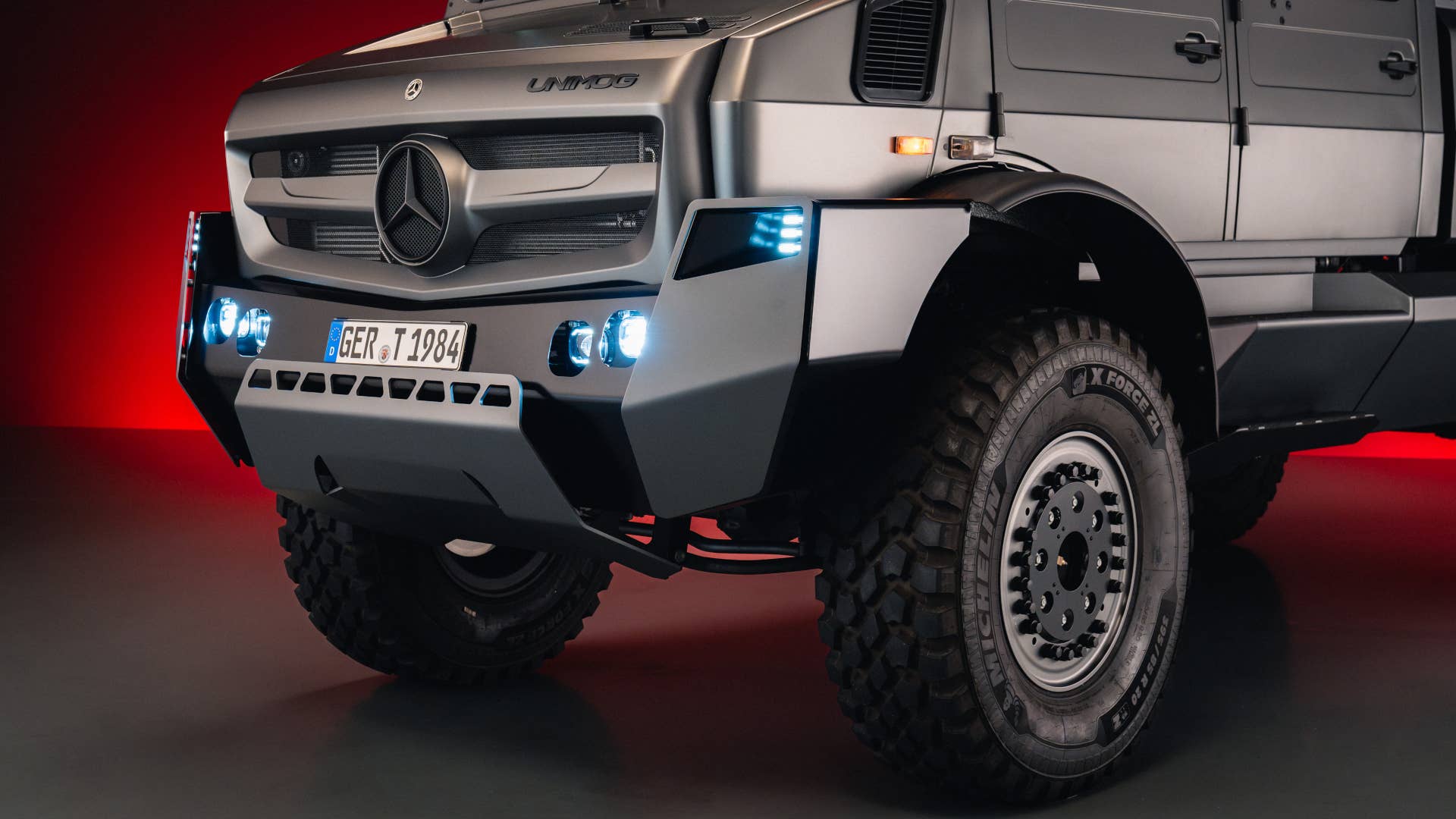 Mercedes-Benz Turns Unimog Into a Truck Maybach Would Be Proud Of