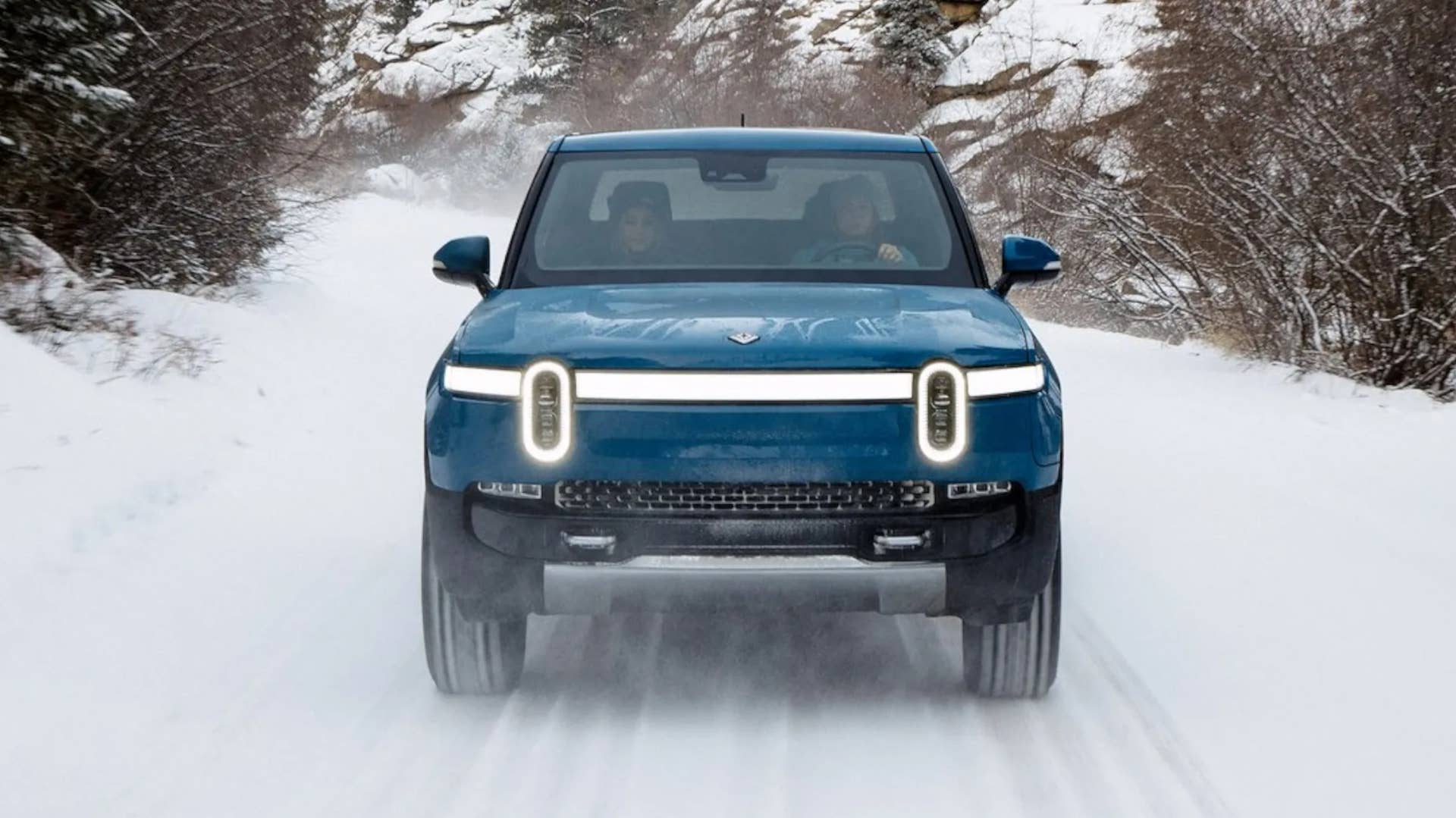 Rivian R1T front