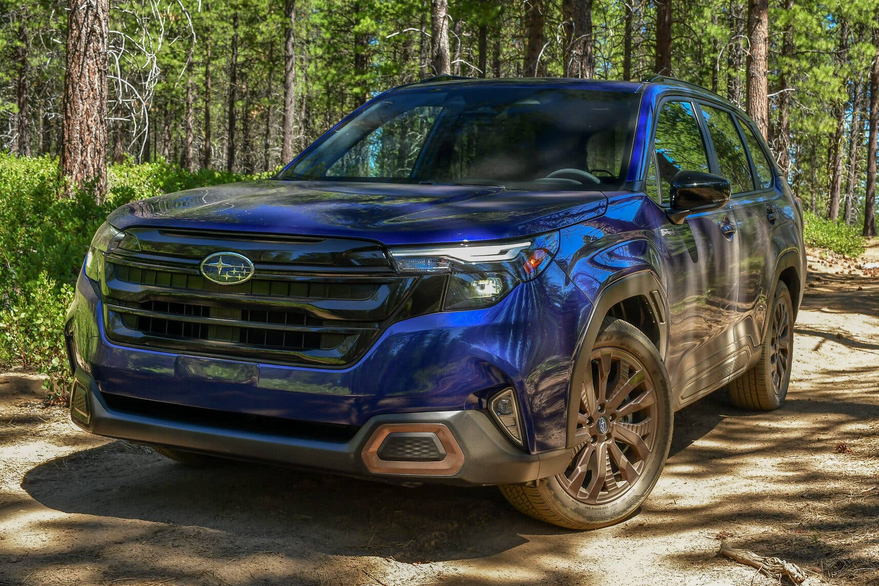 The front end of the Forester hybrid off-road