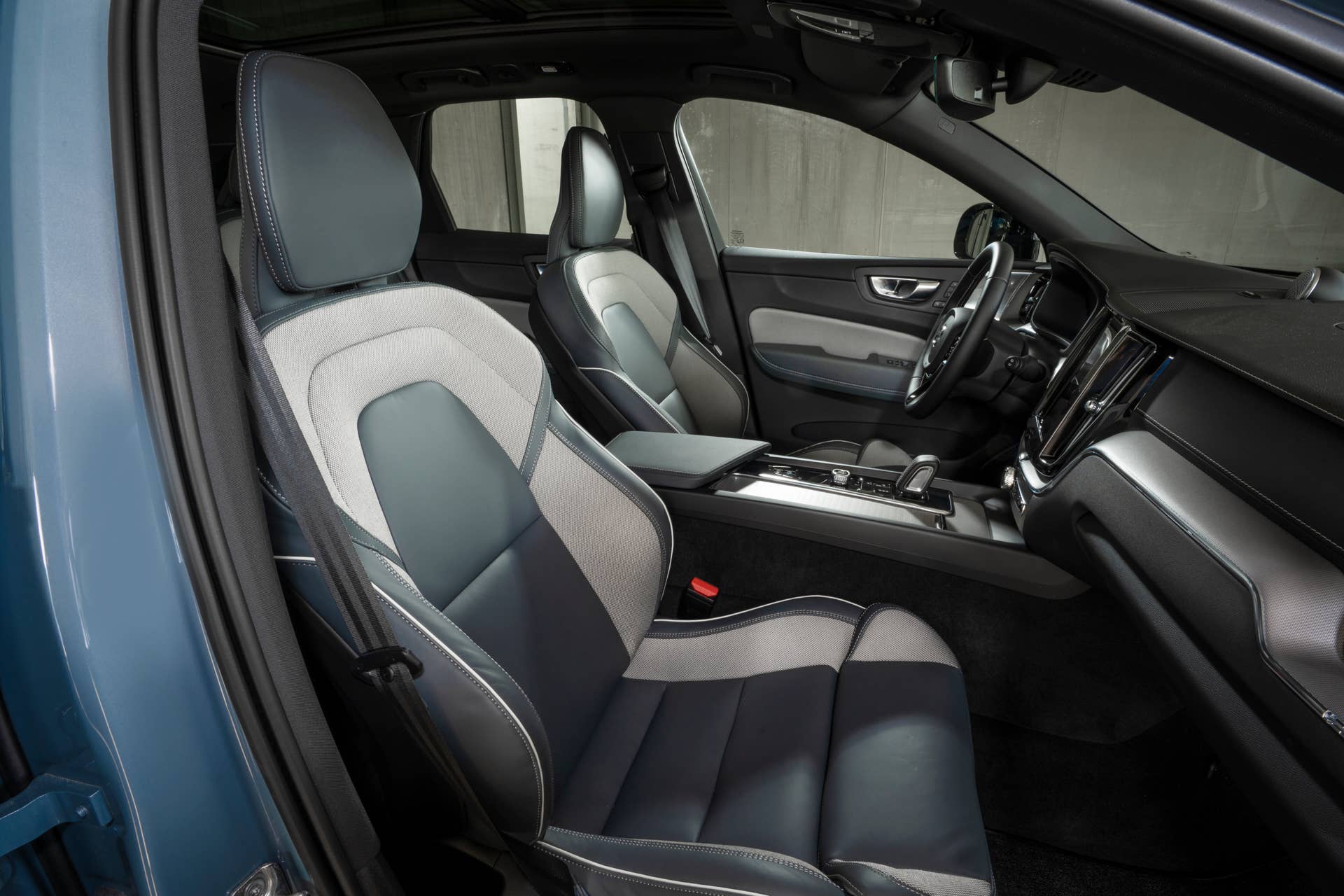 Front seats of the Volvo XC60 crossover SUV