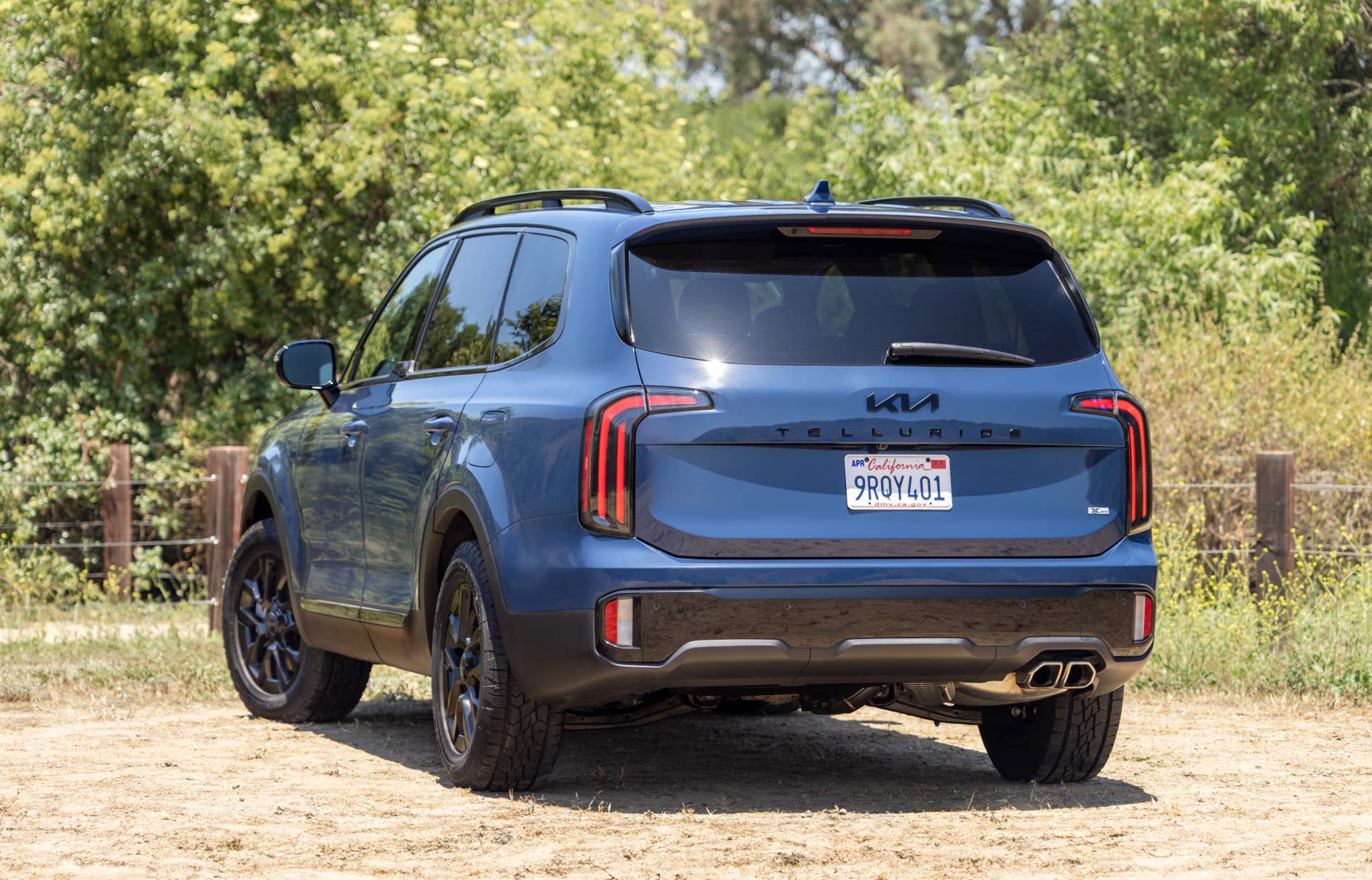 Kia Recalls 85,000 Telluride SUVs for Dangerous Front Seat Defect