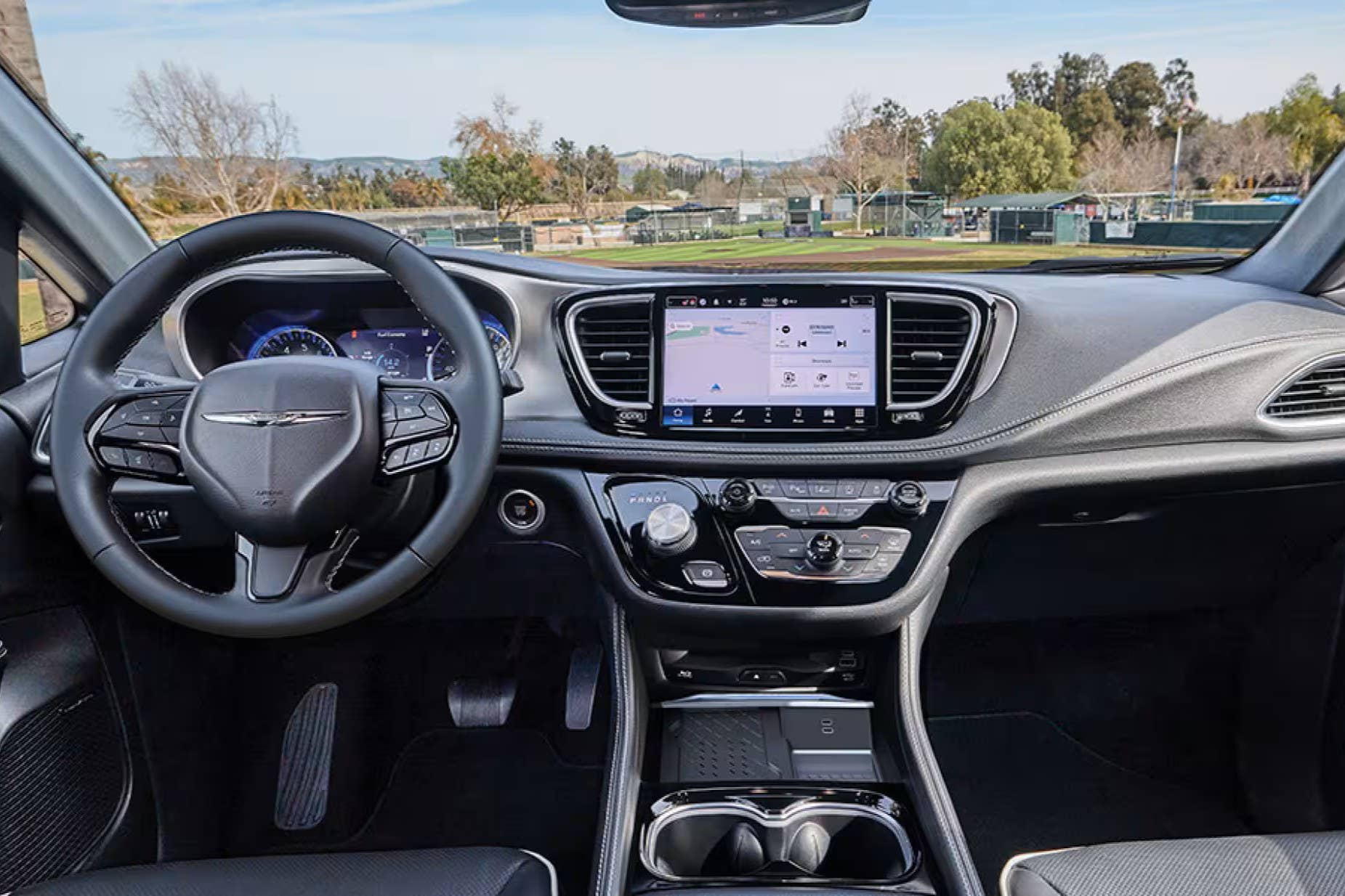 2026 Chrysler Pacifica Interior: Space, Features & Trims - Autoblog