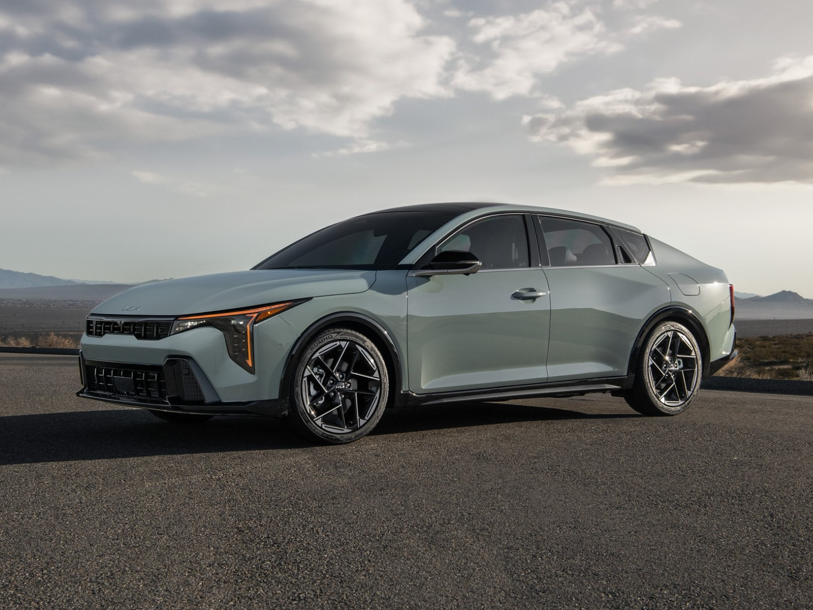 Kia K4