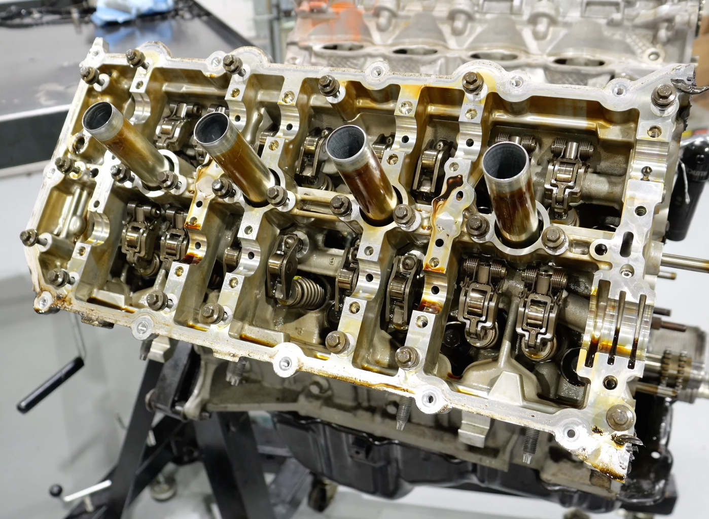 Gen4 Ford Coyote V8 Engine Teardown