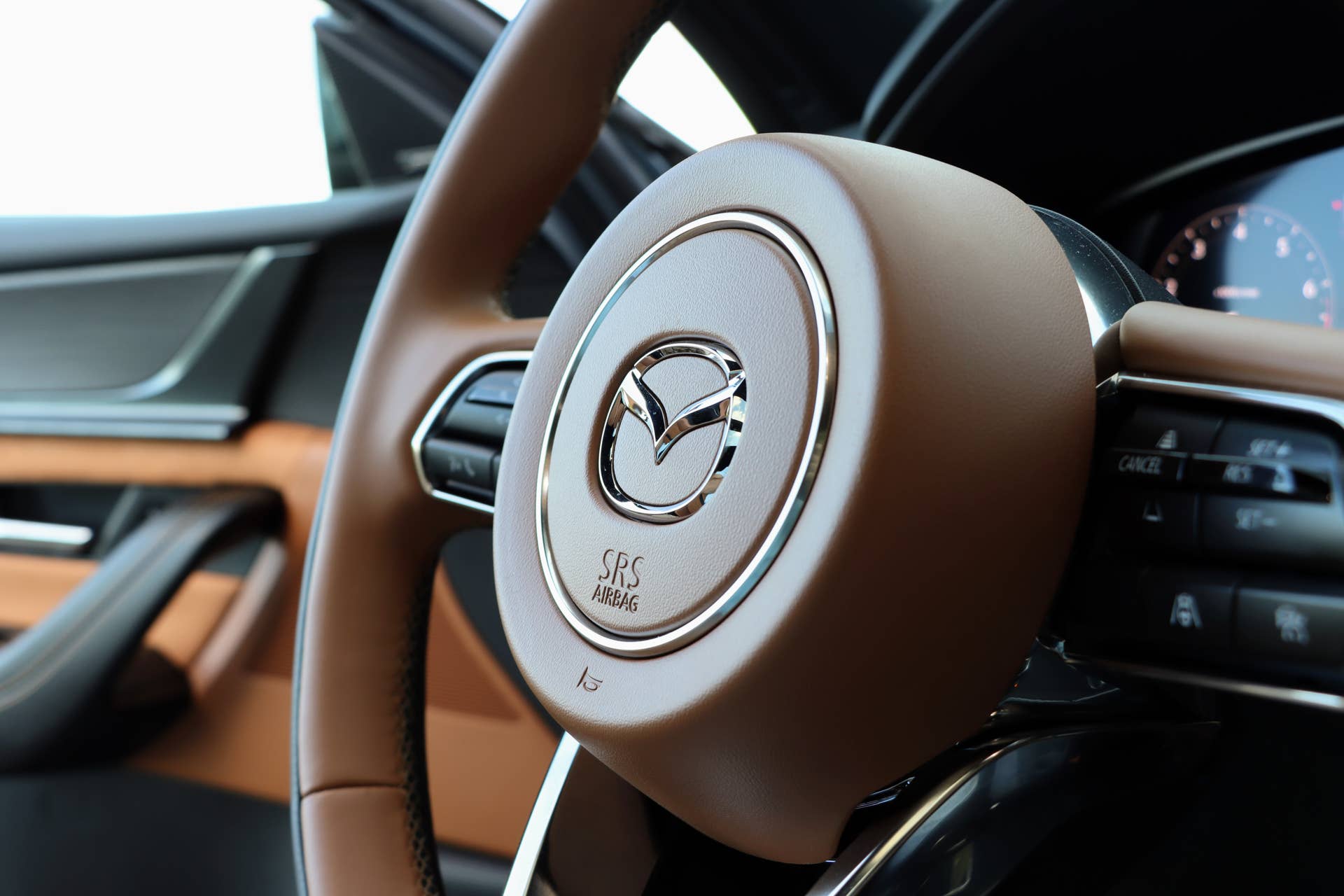 2025 Mazda CX-70