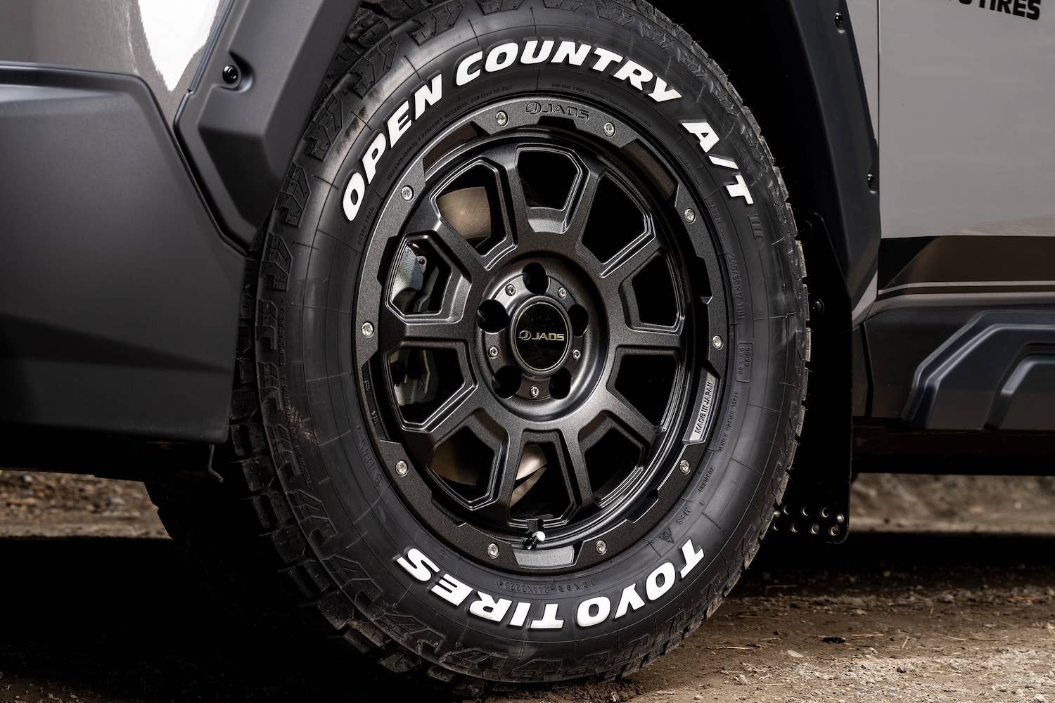 Toyota RAV4 Woodland Gets the Hardcore Off-Road Upgrades It Deserves ...