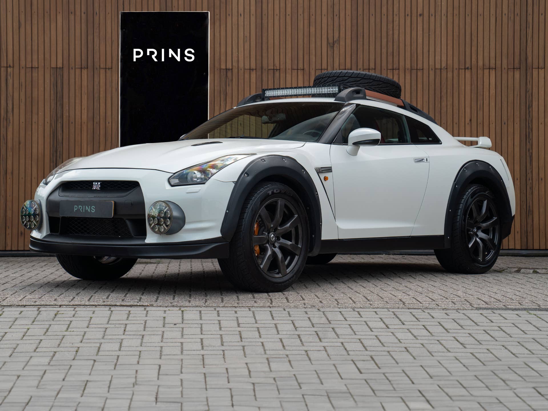 This Wild Nissan GT-R R35 Build Takes Supercar Power Into the Dirt