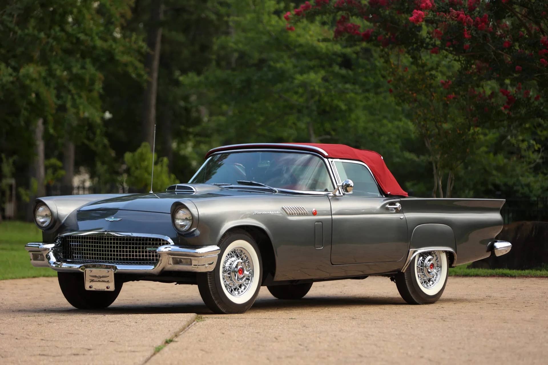 1957-ford-thunderbird-f-code-