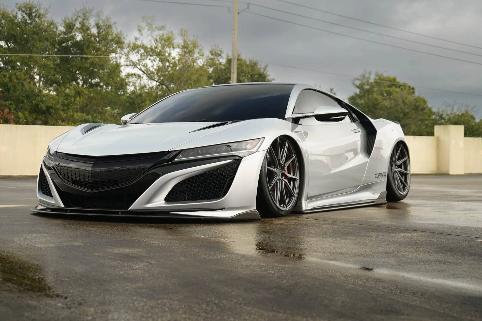 2017-acura-nsx-1.jpg