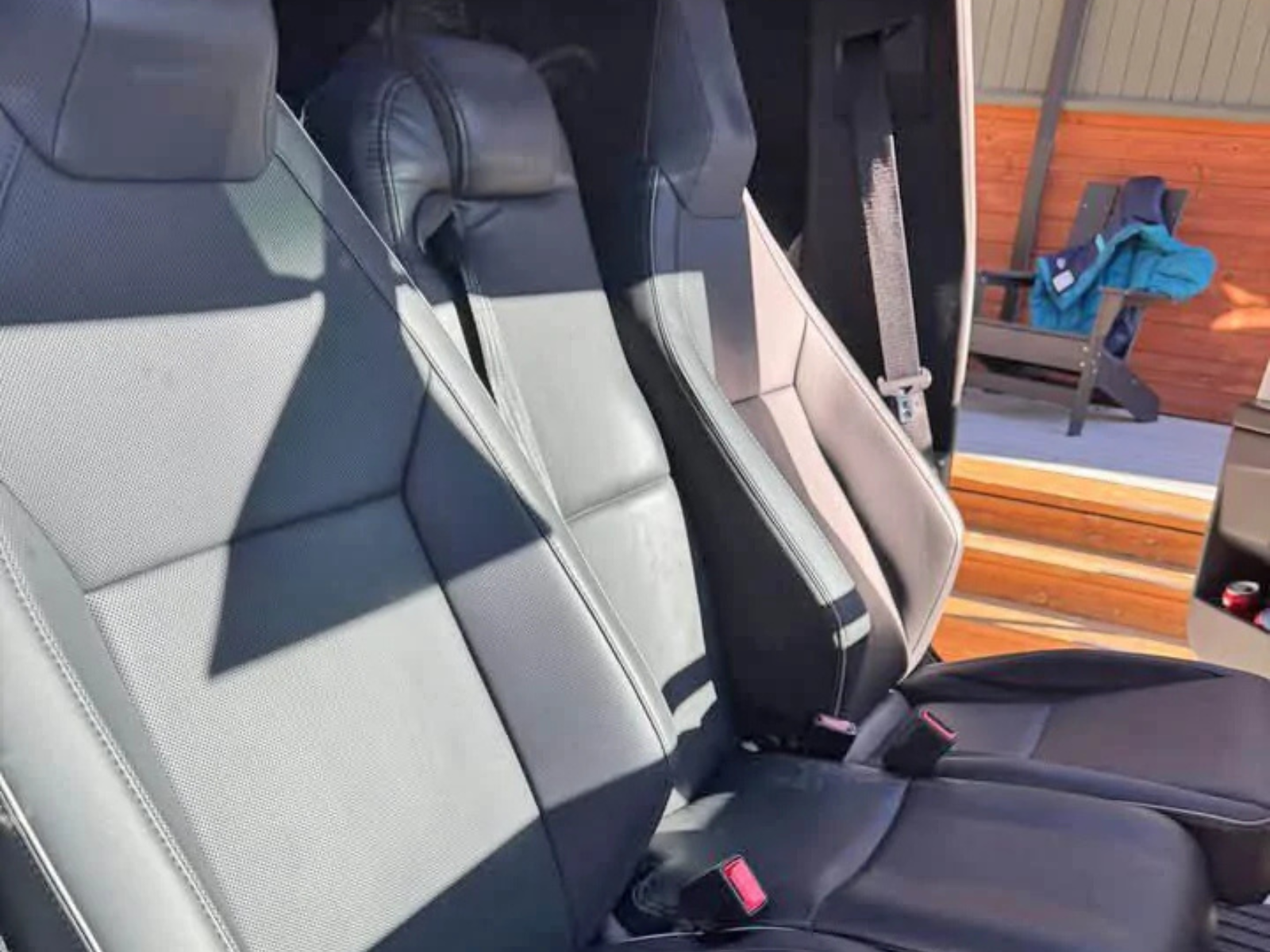 This image has an empty alt attribute; its file name is custom-six-seater-tesla-cybertruck-2-1034647.png