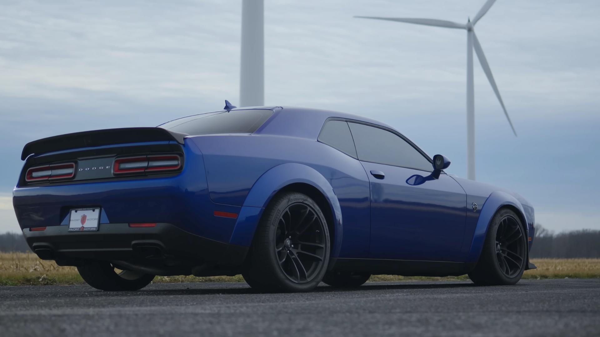 Charger Sixpack vs Mustang Darkhorse vs SRT Hellcat
