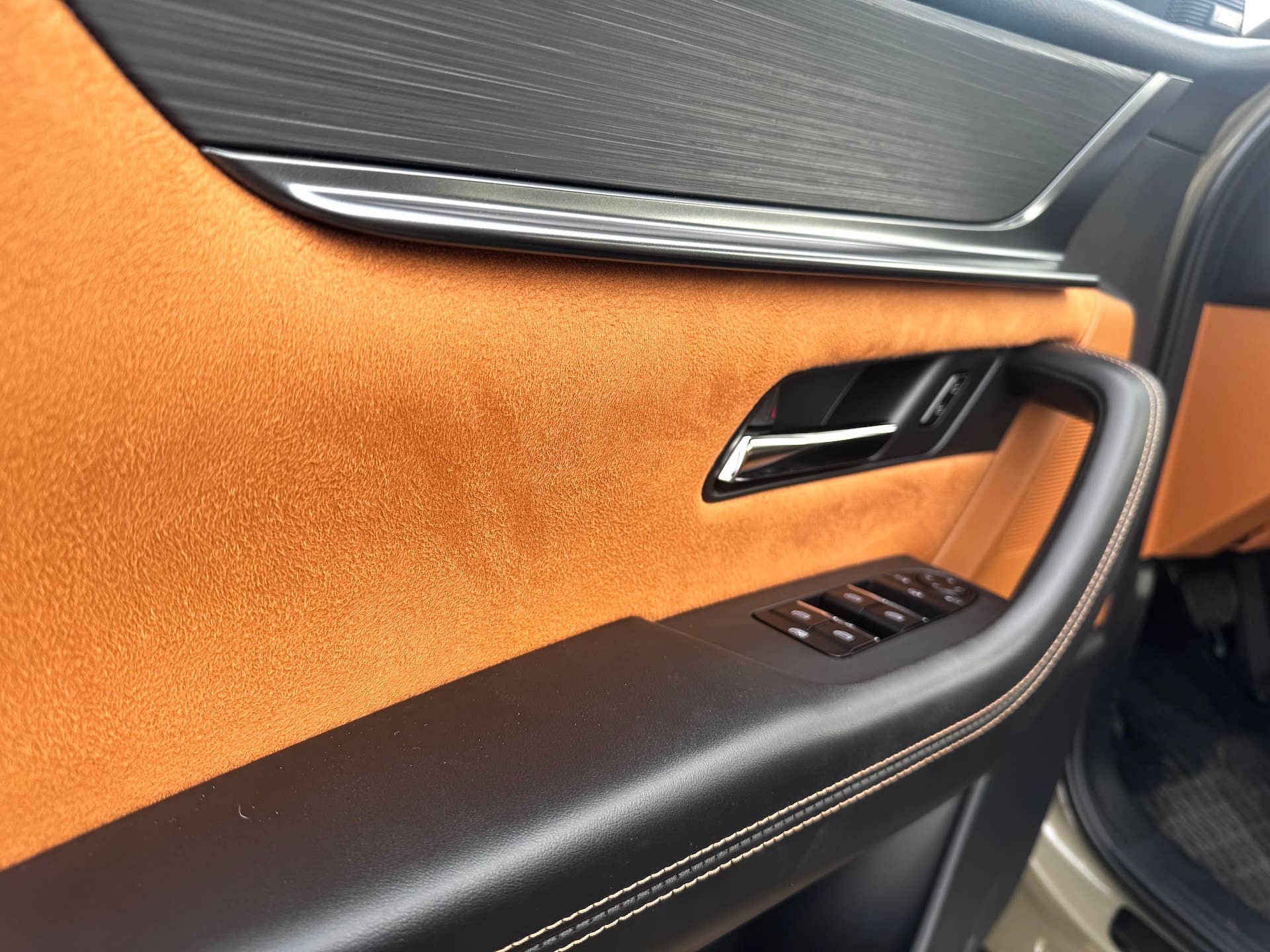 2026 Mazda CX-70 door panel