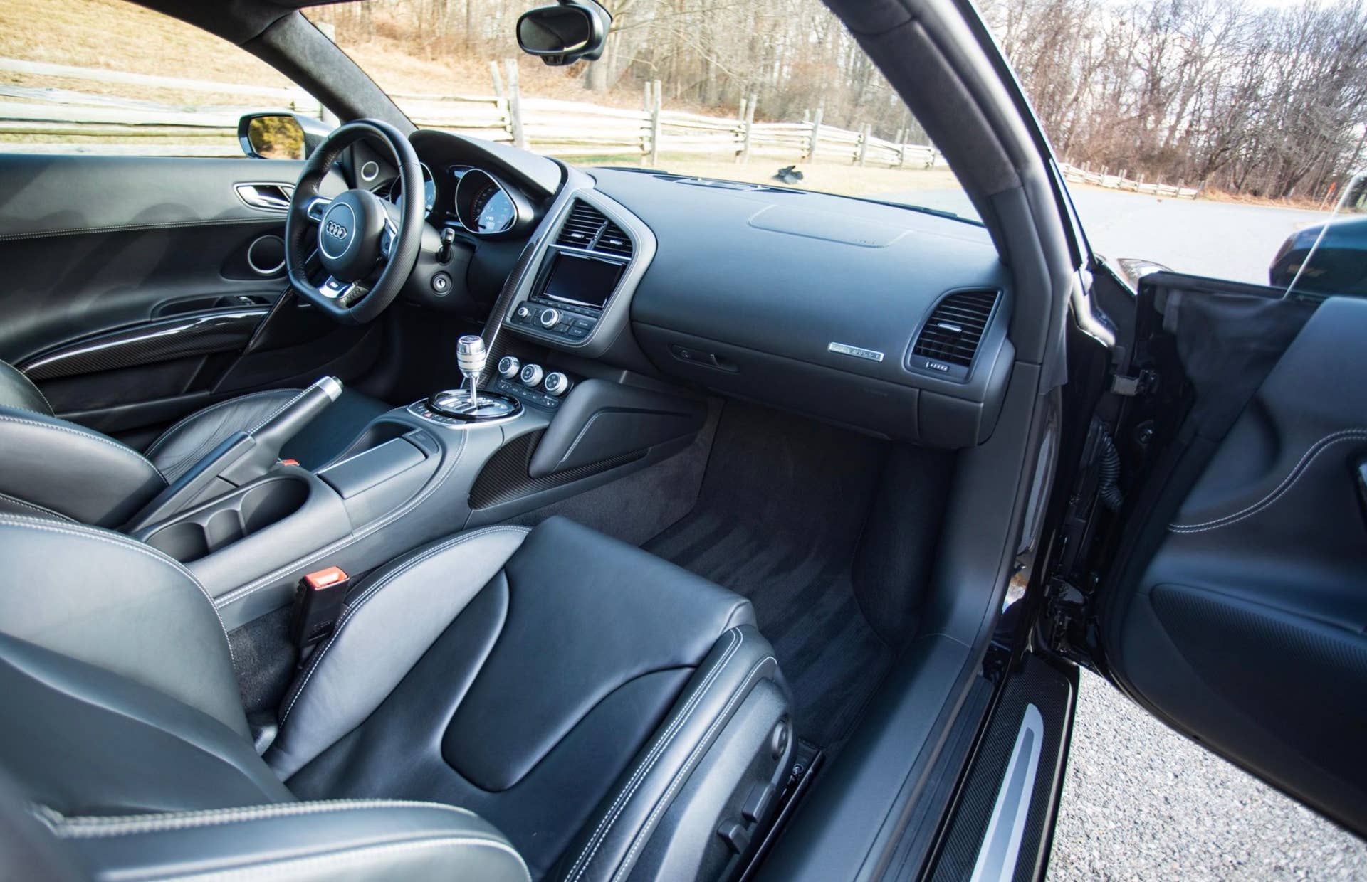 Unicorn 2015 Audi R8 V10 For Sale With Gated Manual and Ultra-Rare ...