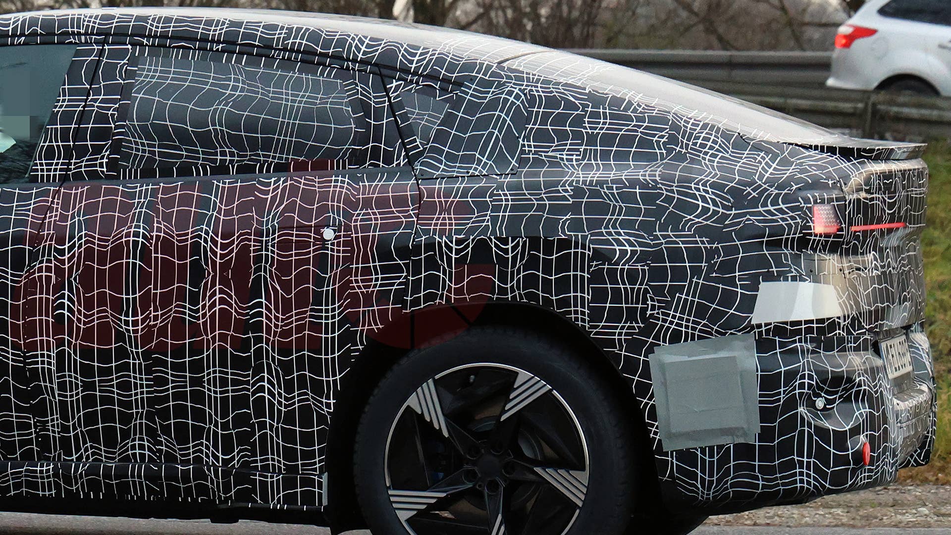 BMW iX4 Spy Shot