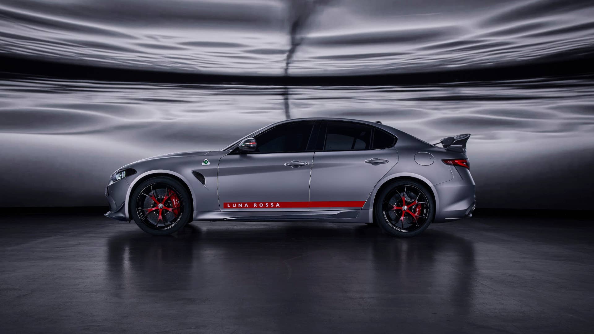 Alfa Romeo Built an Ultra-Rare Giulia Quadrifoglio With Five Times