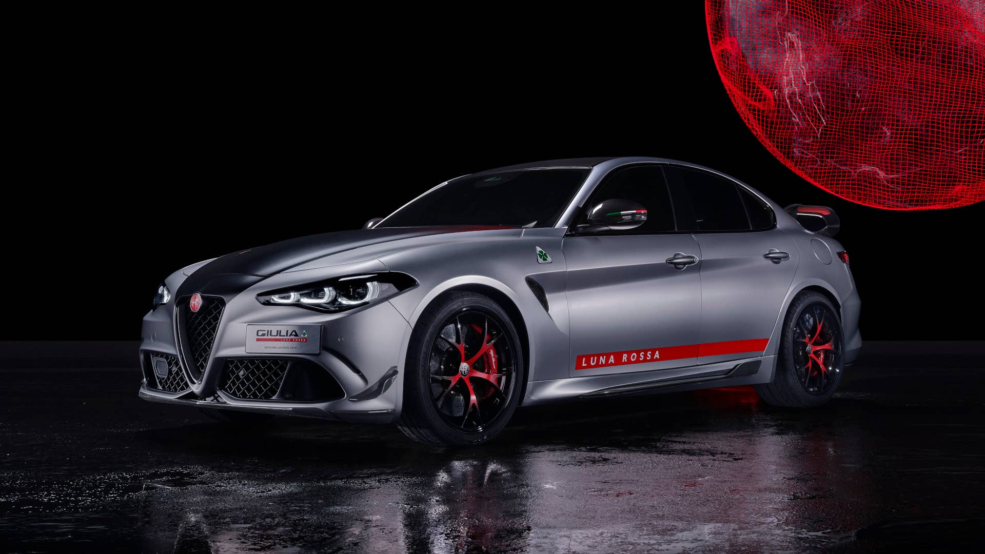 D*I様 Macchina rossa Alfa Romeoクァドリフォリオ ア Alfa Romeo Built an Ultra-Rare Giulia Quadrifoglio With Five Times