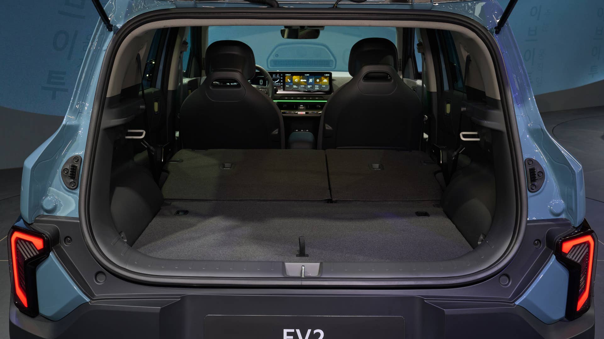 Kia's Smallest and Cheapest EV Debuts in 5 Flavors with Best-in-Class ...