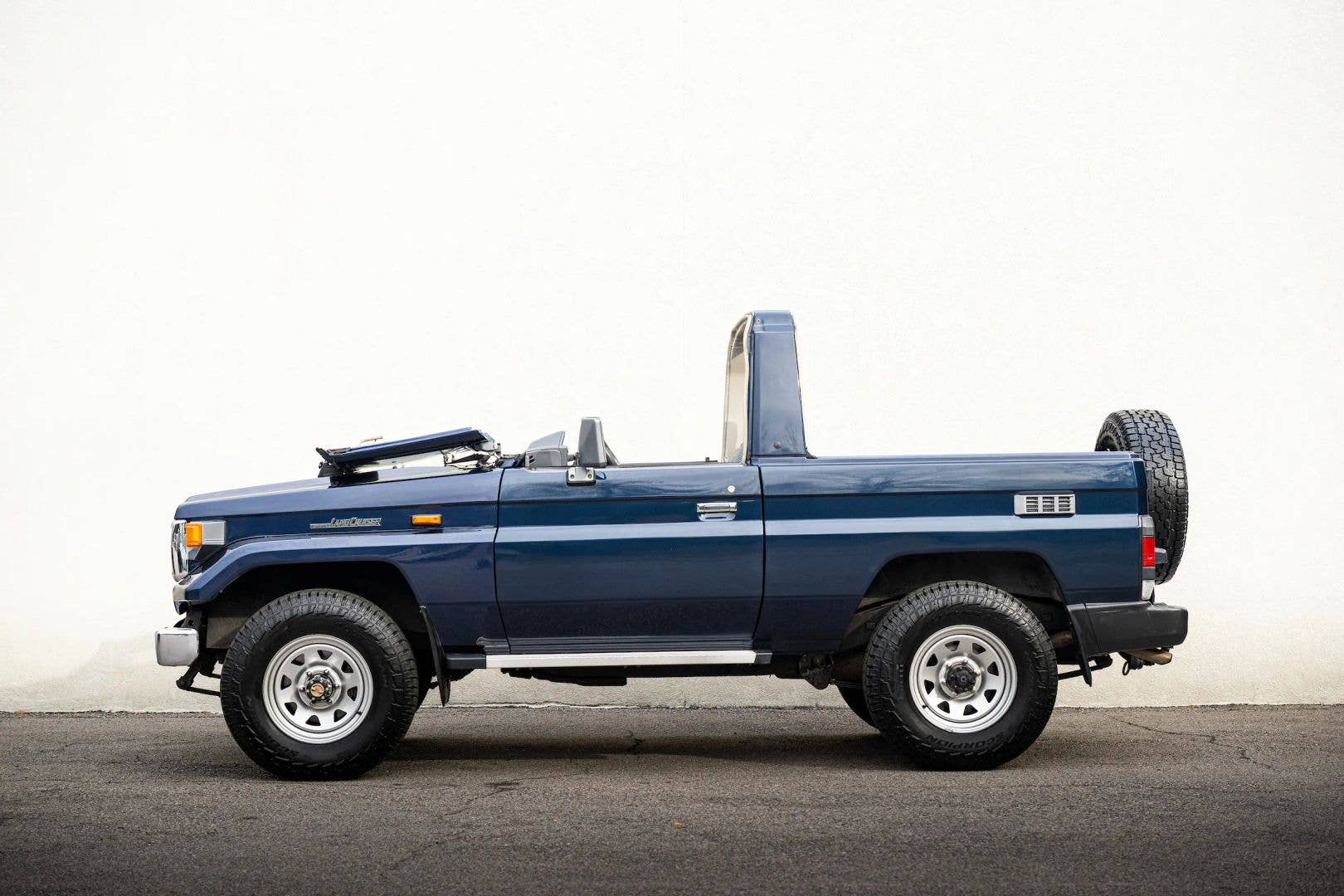 1999 Toyota Land Cruiser 70 (J73)